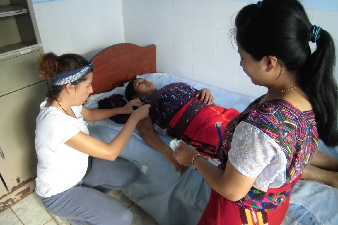 María Ab. Acupuntora Descalza// MÍ Guatemala&nbsp;2017//